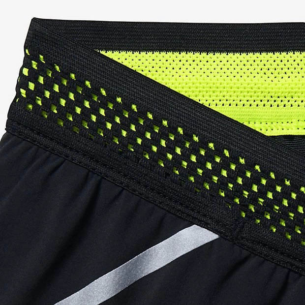 Shorts Nike Running Aeroswift 5 cm para mujer color negro