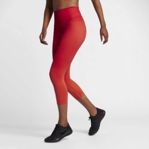 Malla o calza pirata Nike Zonal Strength para entrenar de mujer