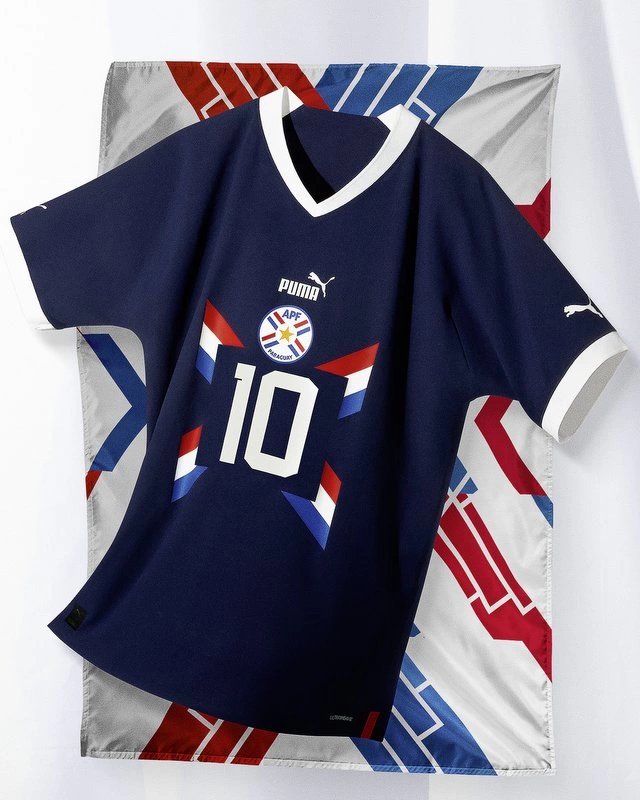 Camiseta de futbol de Paraguay de visita 2022 Puma