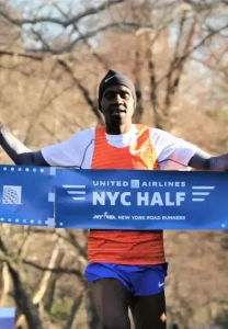 Jacob Kiplimo en la Media Maratón de New York 2023