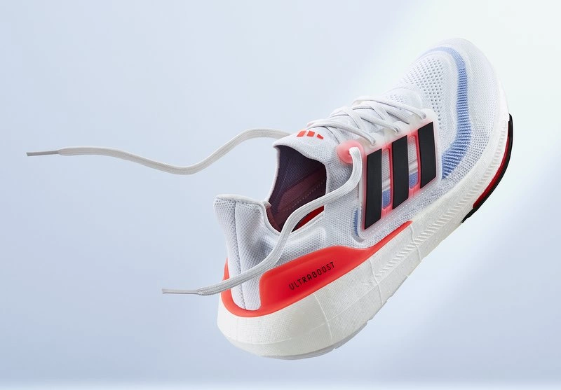 adidas ULTRABOOST Light 2023
