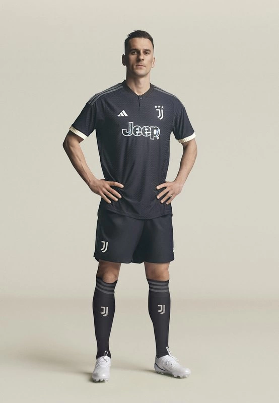 Tercera camiseta Juventus 2023 / 24 adidas - Milik