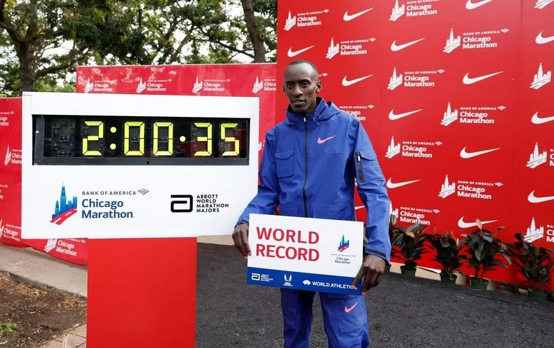 Kelvin Kiptum rompió el récord del mundo de maratón en el Maratón de Chicago 2023