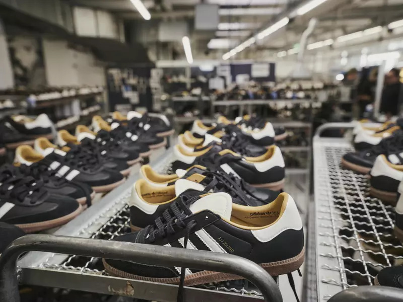 Zapatillas adidas Originals y JJJJound colección Samba 2024