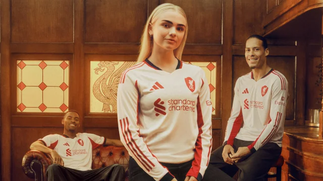 Camiseta de visitante del Liverpool FC 2025/26