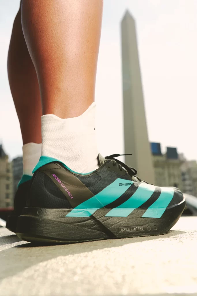 Adizero Adios Pro 4 adidas oficial de los 42K de Buenos Aires 2025