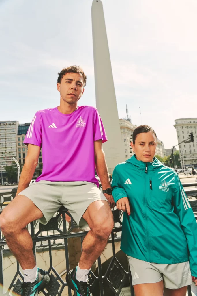 Remera y campera adidas oficial de los 42K de Buenos Aires 2025