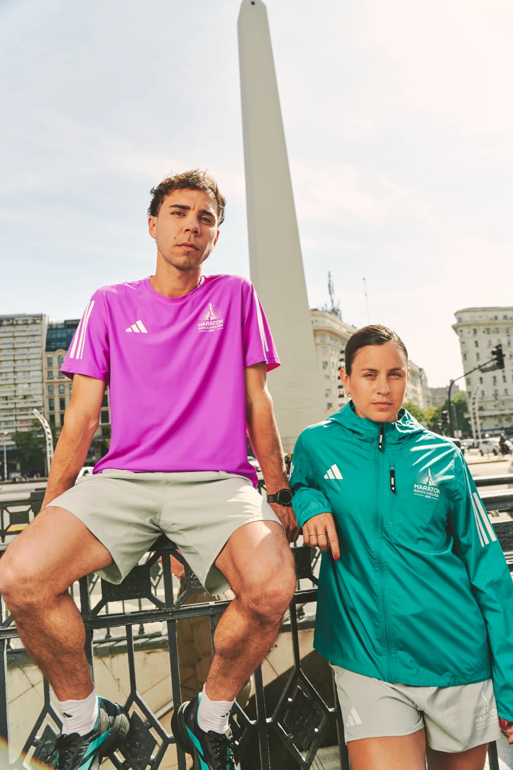 Remera y campera adidas oficial de los 42K de Buenos Aires 2025